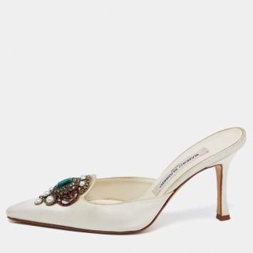 Pre Owned Manolo Blahnik Off-White Satin Eufrasia Embellished Mules Size 36.5