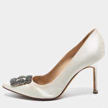 Pre Owned Manolo Blahnik White Satin Hangisi Pumps Size 38.5