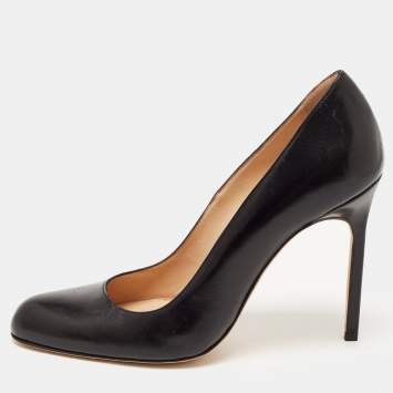 Pre Owned Manolo Blahnik Black Leather Round Toe Pumps Size 36