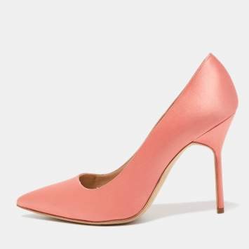 Pre Owned Manolo Blahnik Pink Satin Pointed Toe Pumps Size 37.5