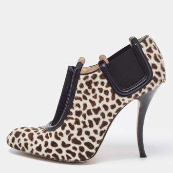 Pre Owned Manolo Blahnik Tricolor Animal Print Calf Hair and Leather Ankle Booties Size 37.5