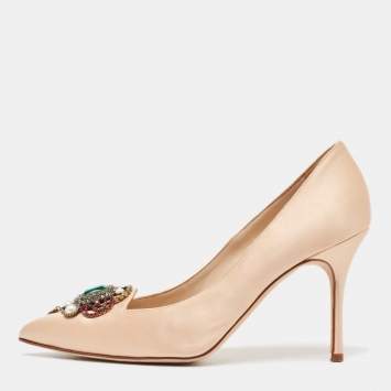 Pre Owned Manolo Blahnik Beige Satin Pearl Embellished Pumps Size 38