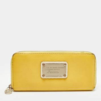مملوكة مسبقًا Marc by Marc Jacobs Yellow Leather Classic Q Zip Around Wallet
