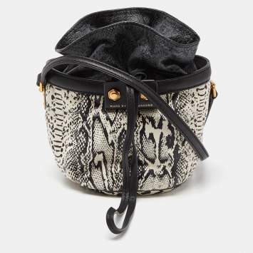 Pre Owned Marc by Marc Jacobs Tri Color Snakes Print Leather Bucket Bag