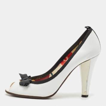 Pre Owned Marc by Marc Jacobs White/Black Leather Bow Peep Toe Pumps Size 38