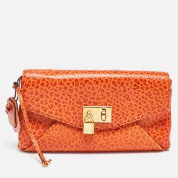Pre Owned Marc Jacobs Orange Textured Leather Lock Flap Clutch