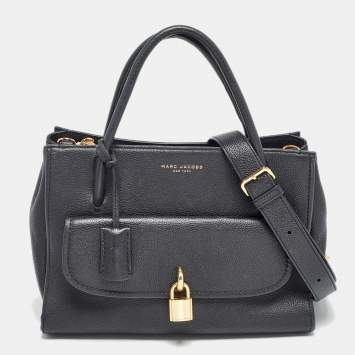 Pre Owned Marc Jacobs Black Leather Lock That Tote
