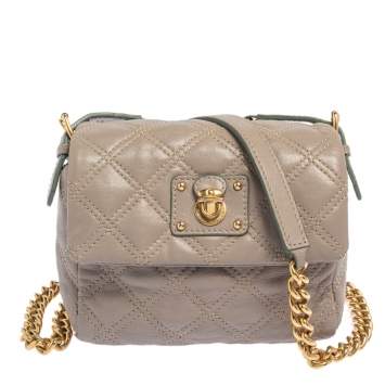 مملوكة مسبقًا Marc Jacobs Taupe Quilted Leather Crossbody Bag