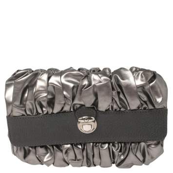 Pre Owned Mark Jacobs  Metallic/Grey Gathered Coated Canvas and Leather Pushlock Clutch 