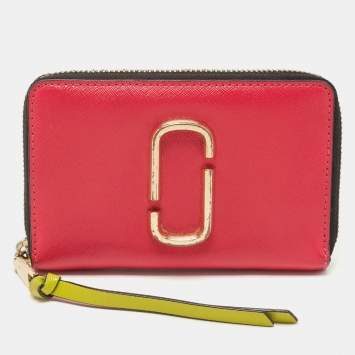 Pre Owned Marc Jacobs Pink/Purple Saffiano Leather Snapshot Compact Wallet