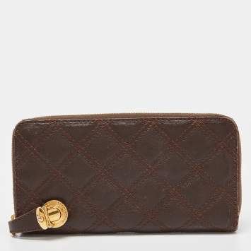Pre Owned Marc Jacobs Brown Quilted Leather Deluxe Zip Around Wallet