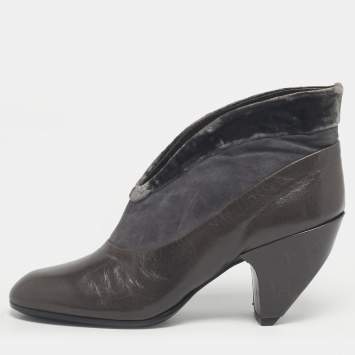 Pre Owned Marc Jacobs Grey Leather and Velvet Ankle Boots Size 37