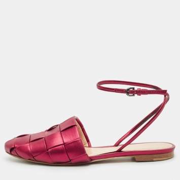 Pre Owned Marco de vincenzo Red Leather Ankle Strap Flats Size 38.5