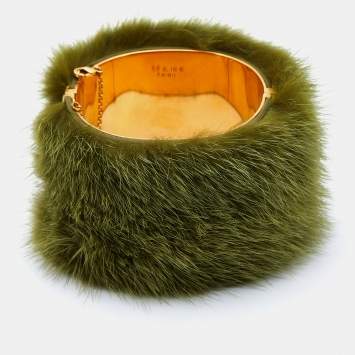 Pre Owned Marni Green Faux Fur Gold Tone Cuff Bracelet M
