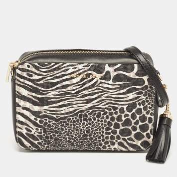 Pre Owned Michael Kors Black/White Printed Faux Leather Ginny Camera Crossbody Bag