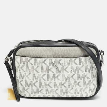 Pre Owned حقيبة كاميرا مايكل كورس جت سيت تشارم كبيرة متعدد الألوان بتوقيع كانفاس مقوى كروس بودي