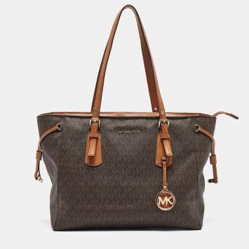Pre Owned Michael Kors Brown Signature Coated Canvas and Leather Voyager Shopper Tote