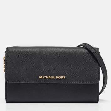 Pre Owned Michael Kors Black Leather Jet Set Flap Crossbody Bag