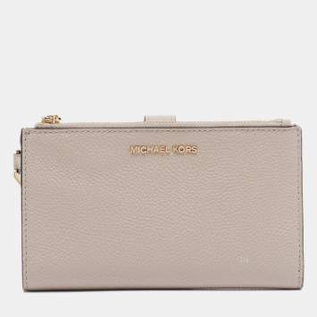 Pre Owned Michael Kors Pink Leather Adele Phone Wristlet Wallet