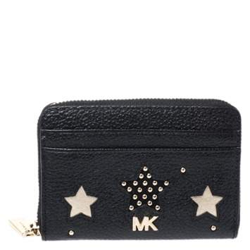Pre Owned Michael Kors Black Studded Leather Star Zip Around Coin Purse