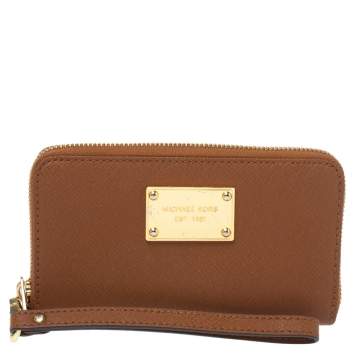 Pre Owned Michael Kors Brown Leather Jet Set Zip Around Wristlet Wallet