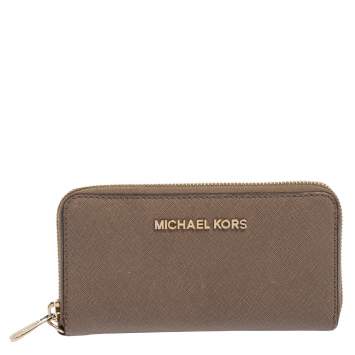 Pre Owned Michael Kors Beige Leather Zip Around Wristlet Wallet