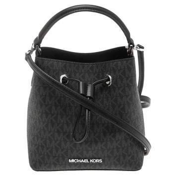 Pre Owned Michael Kors Black/Grey Signature Canvas Suri Drawstring Bucket Bag