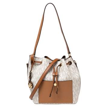 Pre Owned Michael Kors White Monogram Coated Canvas Medium Greenwich Bucket Bag