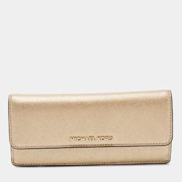 مملوكة مسبقًا Michael Kors MetallicGold Leather Jet Set Wallet