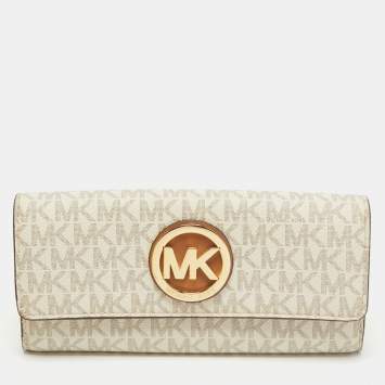 Pre Owned Michael Kors Vanilla/Beige Signature Coated Canvas Fulton Flap Continental Wallet