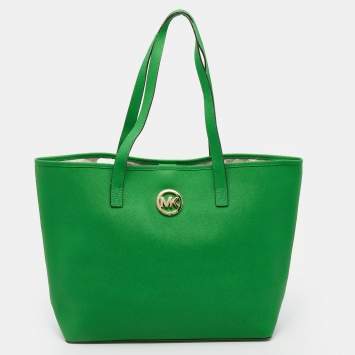 Pre Owned Michael Michael Kors Green Leather Medium Jet Set Travel Tote