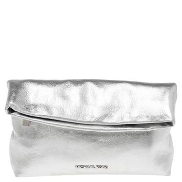 Pre Owned MICHAEL Michael Kors Metallic Silver Leather Daria Fold Over Clutch