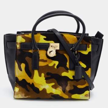 مملوكة مسبقًا MICHAEL Michael Kors Black/Yellow Camouflage Calfhair and Leather Hamilton Tote