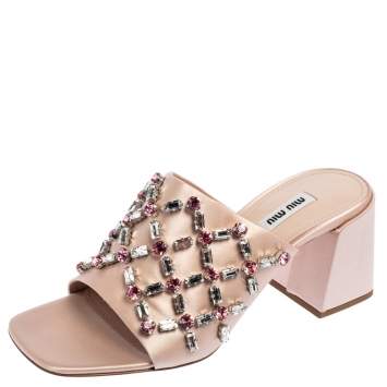 مملوكة مسبقًا Miu Miu Beige Satin Crystal Embellished Block Heel Slides Size 39