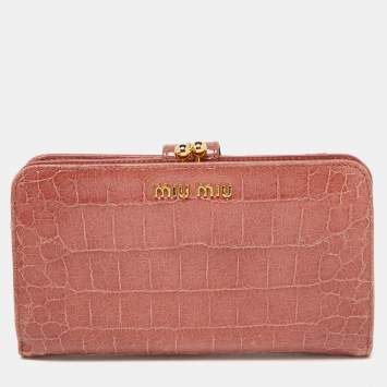 Pre Owned Miu Miu Peach Croc Embossed Leather Twisted Lock Wallet