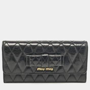 Pre Owned Miu Miu Black Glossy Leather Bow Flap Continental Wallet