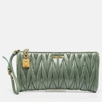 Pre Owned Miu Miu Light Green Matelassé Leather Zip Clutch