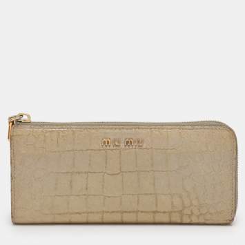 Pre Owned Miu Miu Light Green Croc Embossed Patent Leather Continental Wallet