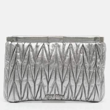 Pre Owned Miu Miu Silver Matelassé Leather Frame Clutch