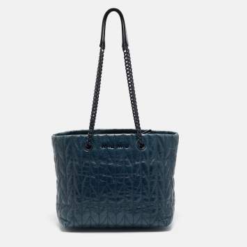 Pre Owned Miu Miu Blue Vitello Shine Matelassé Leather Chain Tote