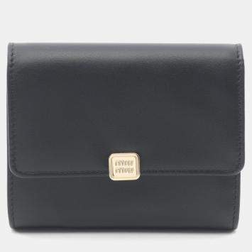 Pre Owned Miu Miu Miu Softy Metal Tri-Fold Wallet Leather Black