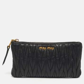 Pre Owned Miu Miu Black Matelassé Leather Zip Pouch