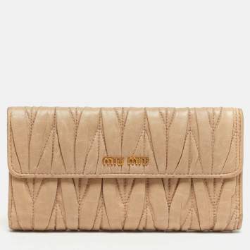 Pre Owned Miu Miu Beige Matelassé Leather Long Continental Wallet