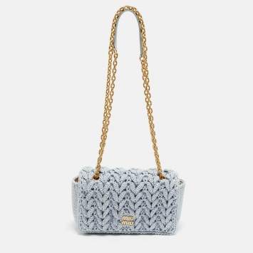 مملوكة مسبقًا Miu Miu Logo Flap Light Blue Knit Fabric Chain Bag