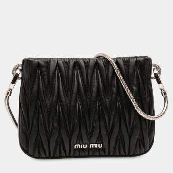 مملوكة مسبقًا Miu Miu Black Nappa Matelasse Sassy Shoulder Bag
