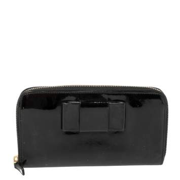 Pre Owned Miu Miu Black Patent Leather Bow Zip Around Wallet