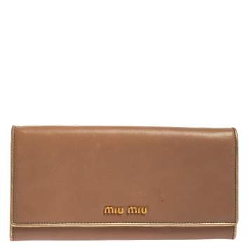Pre Owned Miu Miu Beige/Gold Leather Logo Flap Continental Wallet