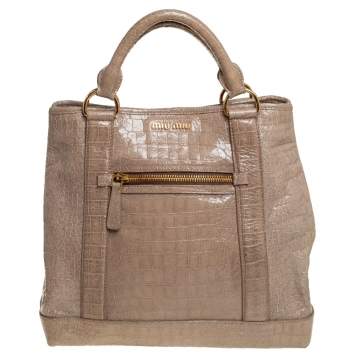 Pre Owned Miu Miu Beige Croc Embossed Patent Leather Front Zip Tote