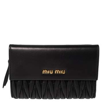 Pre Owned Miu Miu Black Matelasse Leather Flap Compact Wallet 