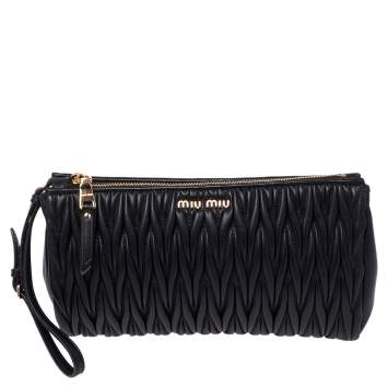 Pre Owned Miu Miu Black Matelassé Leather Wristlet Clutch